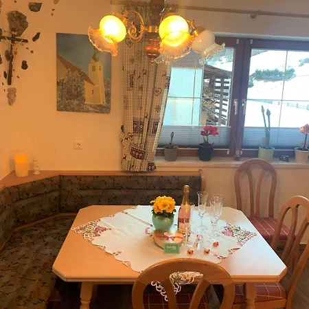 Large, Detached In Muhr, Cleaning Included *